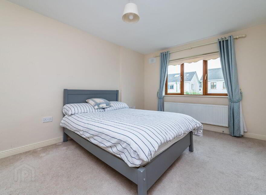 27 Pomeroy Park, Rathangan, R51NW92