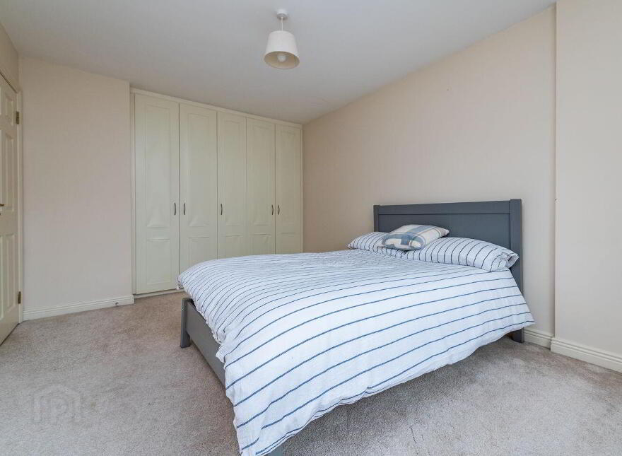 27 Pomeroy Park, Rathangan, R51NW92
