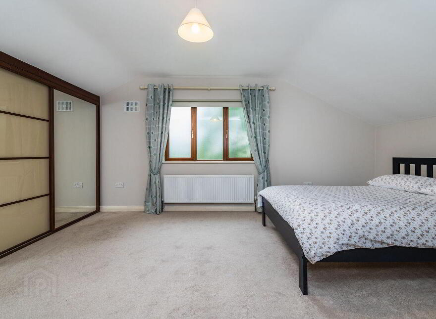 27 Pomeroy Park, Rathangan, R51NW92