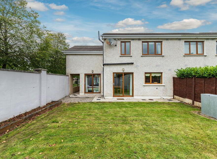 27 Pomeroy Park, Rathangan, R51NW92