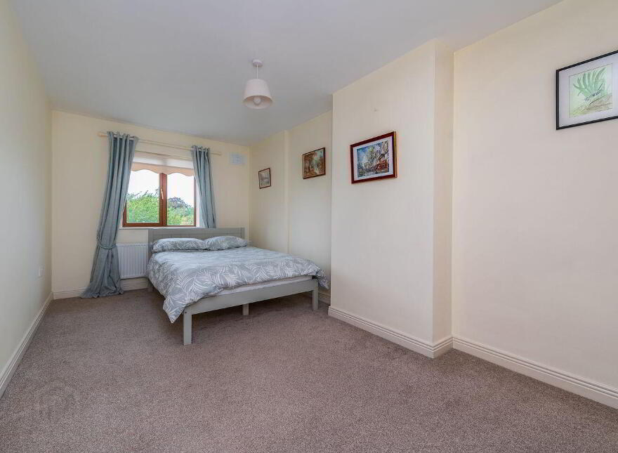 27 Pomeroy Park, Rathangan, R51NW92