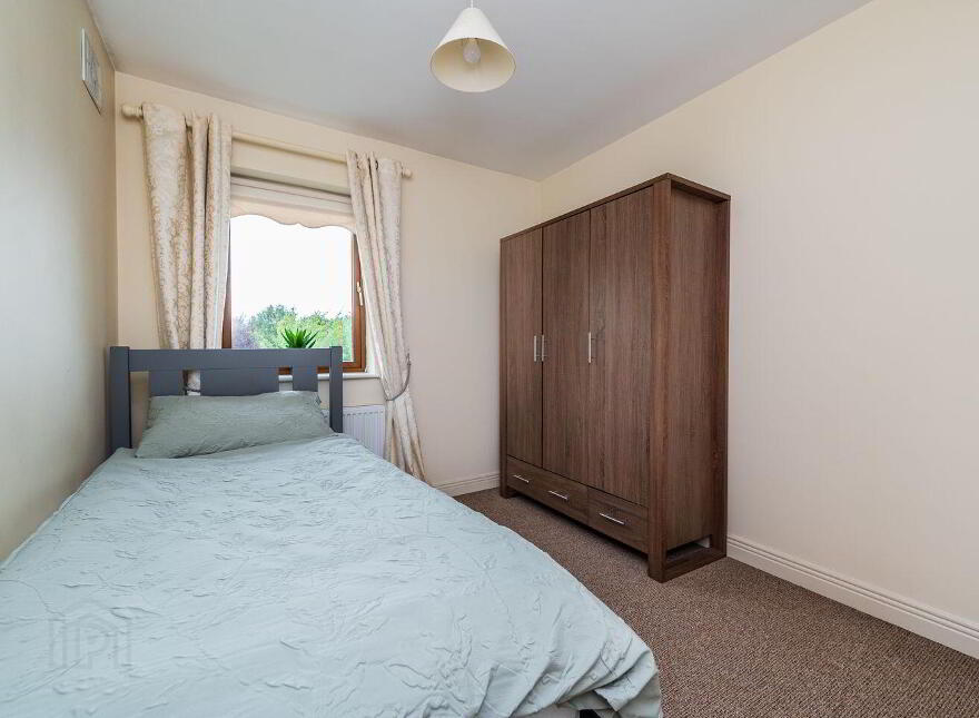 27 Pomeroy Park, Rathangan, R51NW92