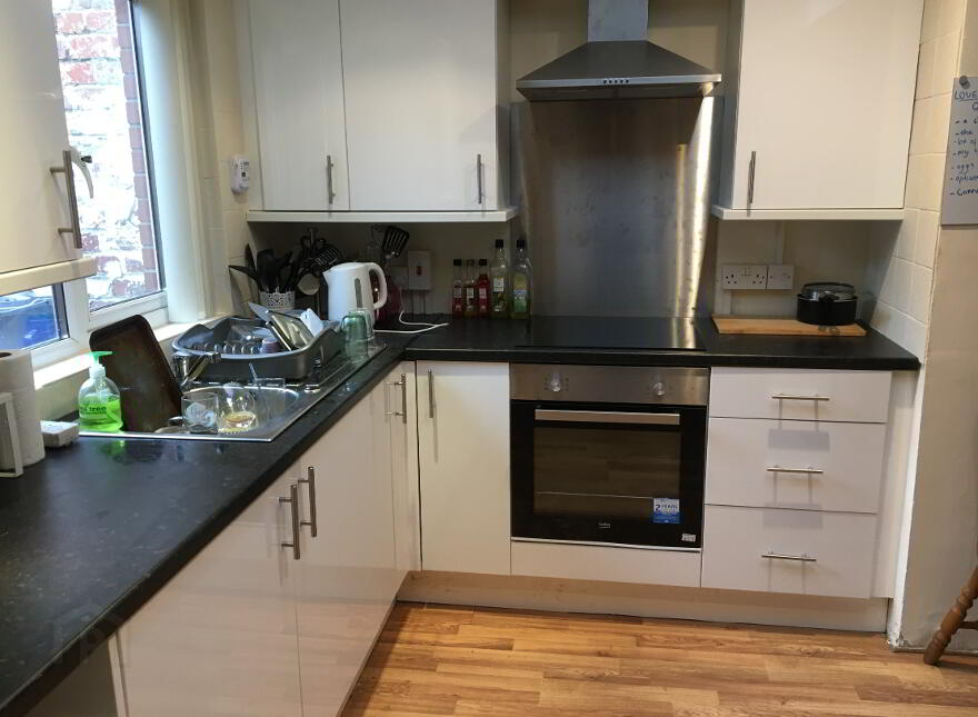 68 Sandymount Street, Stranmillis, Belfast, BT9 5DQ