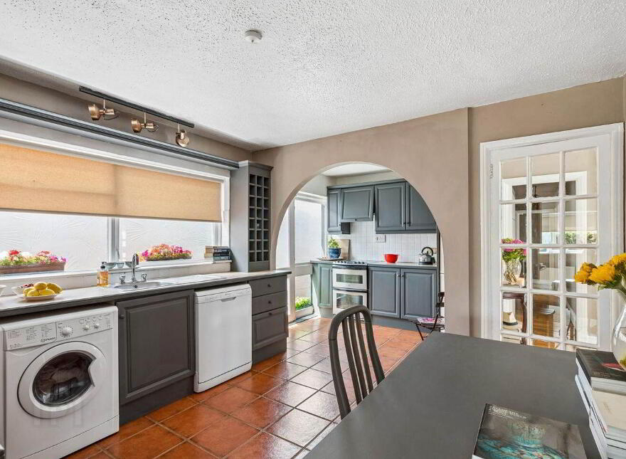 2 Lambay Court, Coast Road, Malahide, K36RY86