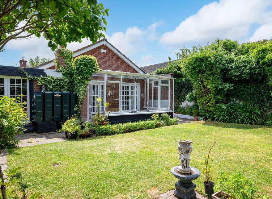 2 Lambay Court, Coast Road, Malahide, K36RY86