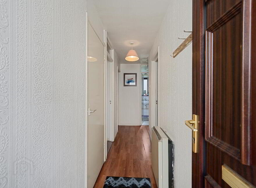 17b Parkview, Low Road, Lisburn, BT27 4XY