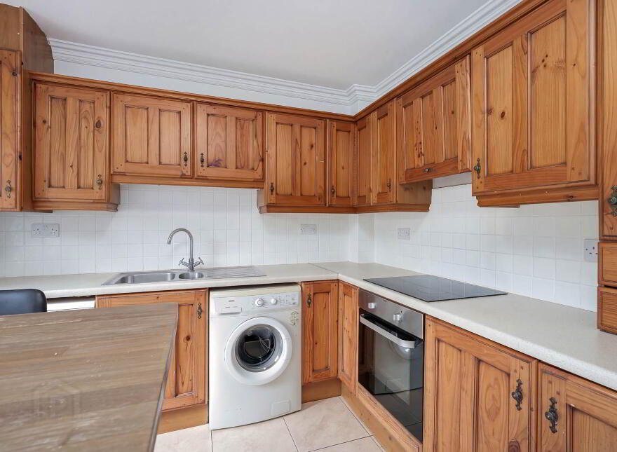 66 Radcliffe Hall, Saint John`s Road, Sandymount, Dublin, D04W2V4