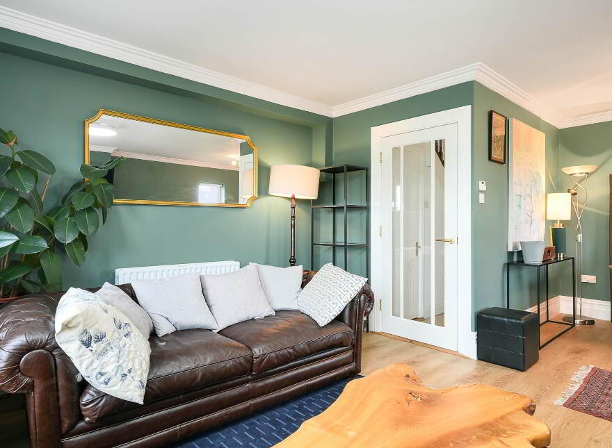 66 Radcliffe Hall, Saint John`s Road, Sandymount, Dublin, D04W2V4