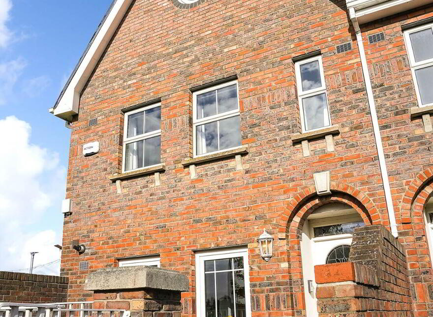 66 Radcliffe Hall, Saint John`s Road, Sandymount, Dublin, D04W2V4