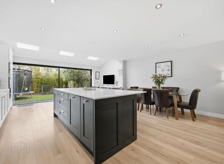12 Gainsborough Court, Malahide, K36XA31