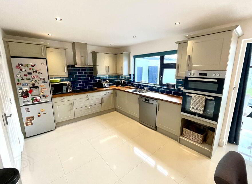 21 Seaview Drive, Cartron, Sligo, F91T2R1
