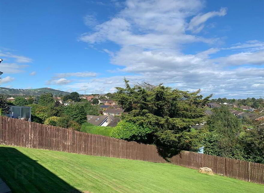 15 Fairtree Hill, Lambeg, Lisburn, BT27 4NR