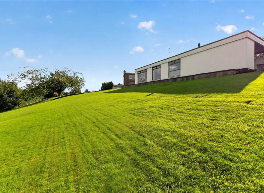 15 Fairtree Hill, Lambeg, Lisburn, BT27 4NR