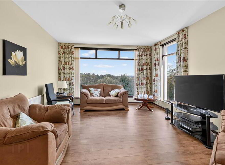 15 Fairtree Hill, Lambeg, Lisburn, BT27 4NR