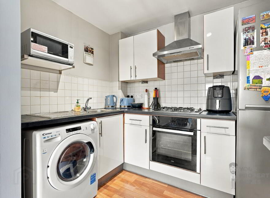 69 Old Bakers Court, Belfast, BT6 8QE