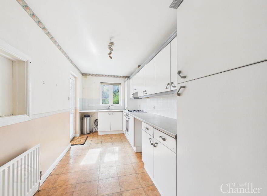 16 Ardmore Avenue, Belfast, BT7 3HD