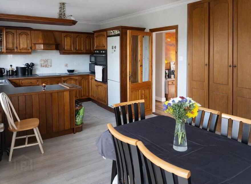 Barrack Rd, Mitchelstown Near, Fermoy
