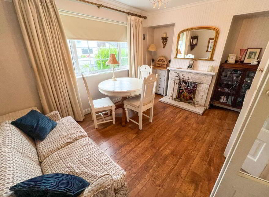 24 Saint James Crescent, Mervue, Mervue, H91THT4