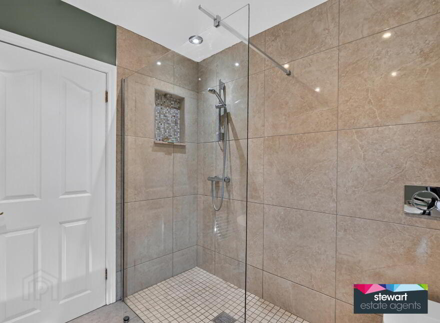 3 Chestnut Manor, Mill Hill, Waringstown, BT66 7TH