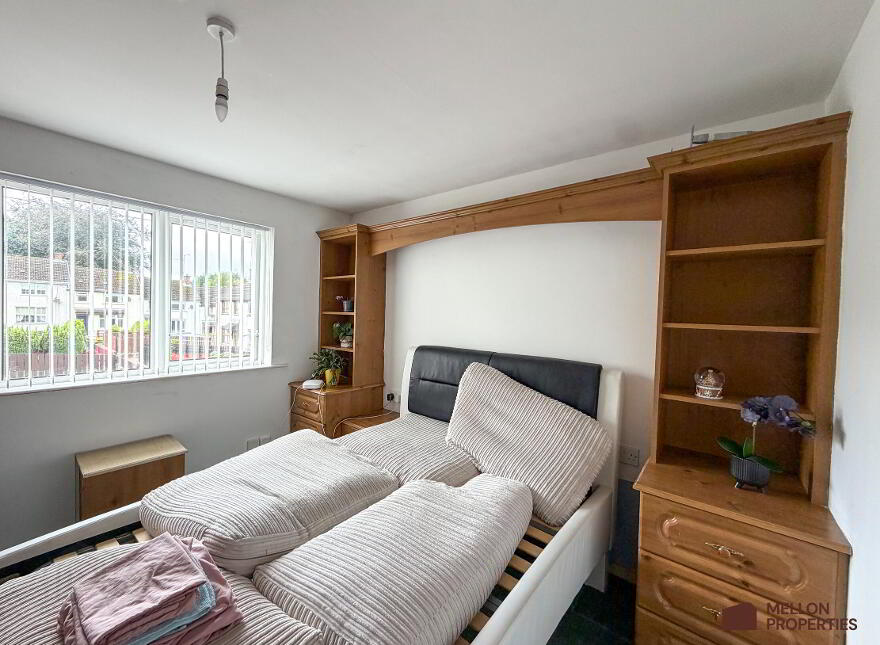 74 Shandon Park, Omagh, BT78 5AZ