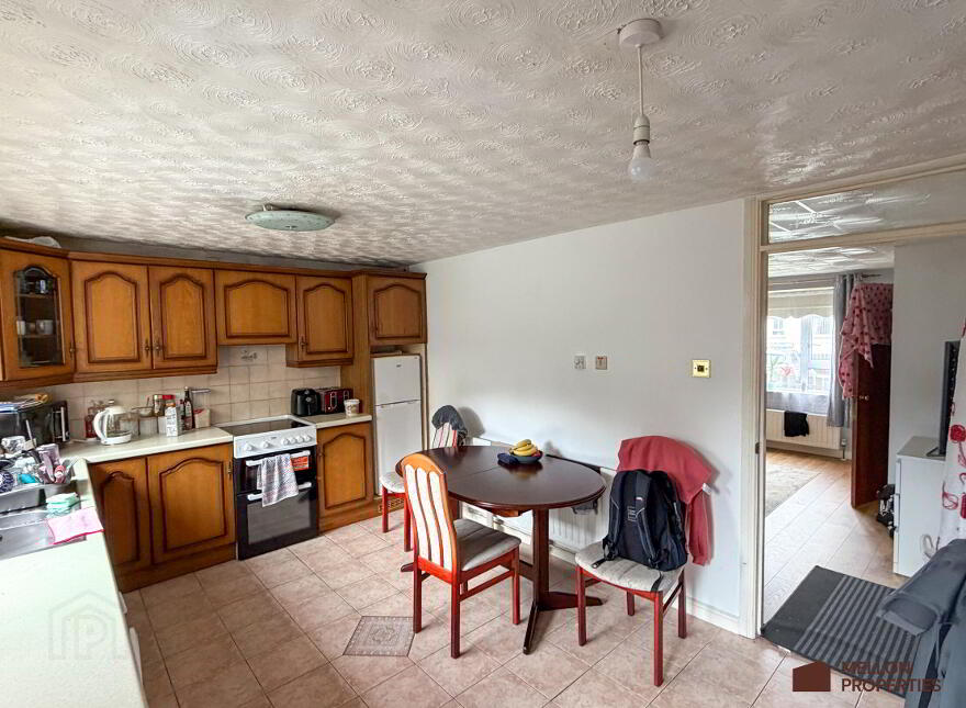 74 Shandon Park, Omagh, BT78 5AZ
