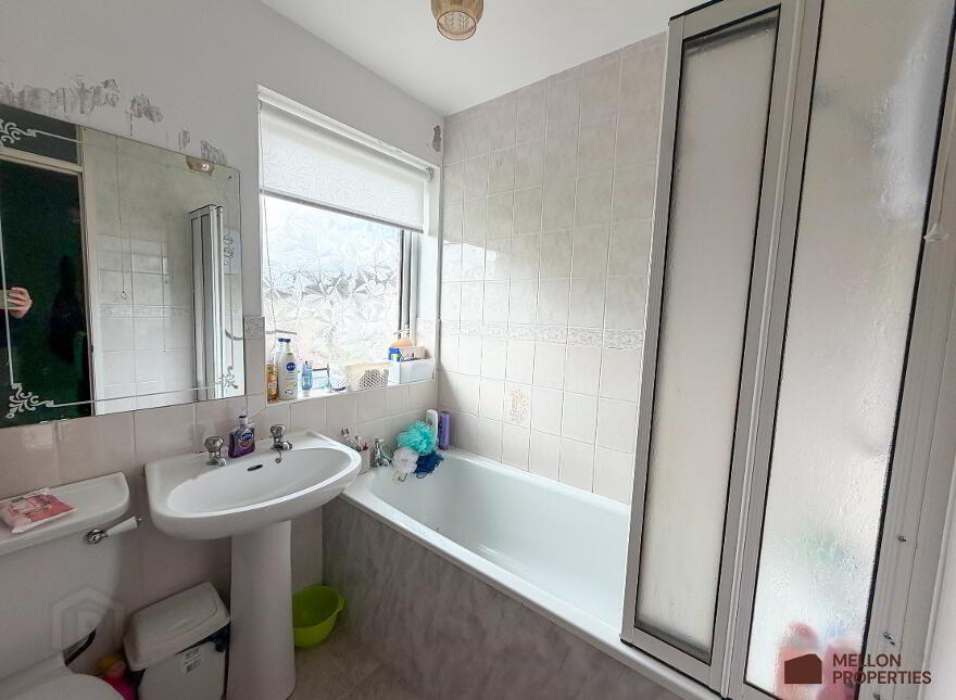 74 Shandon Park, Omagh, BT78 5AZ