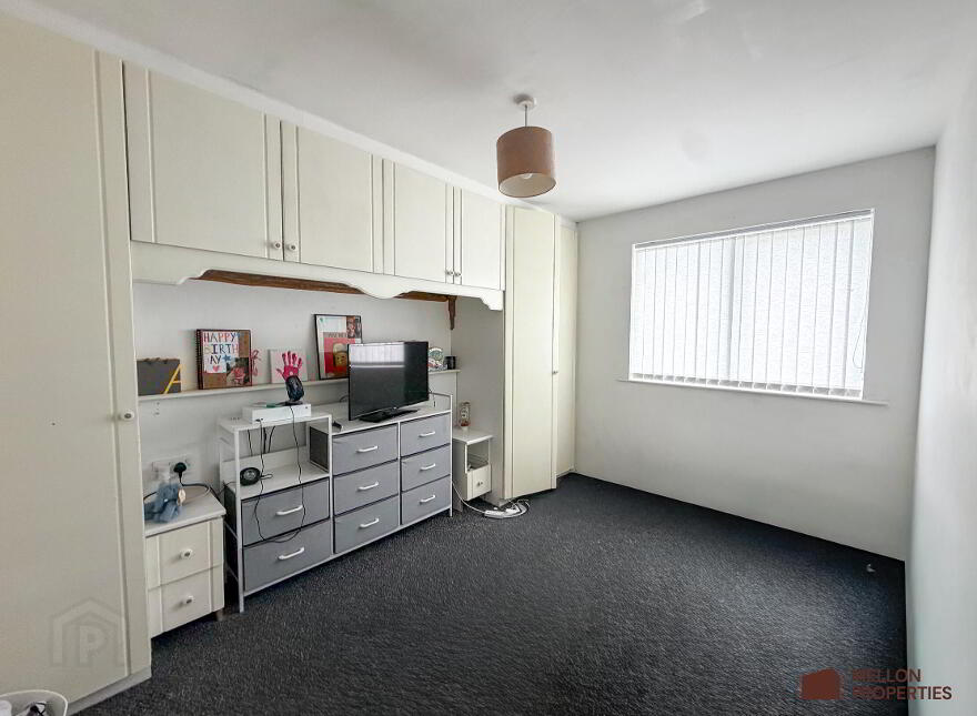 74 Shandon Park, Omagh, BT78 5AZ