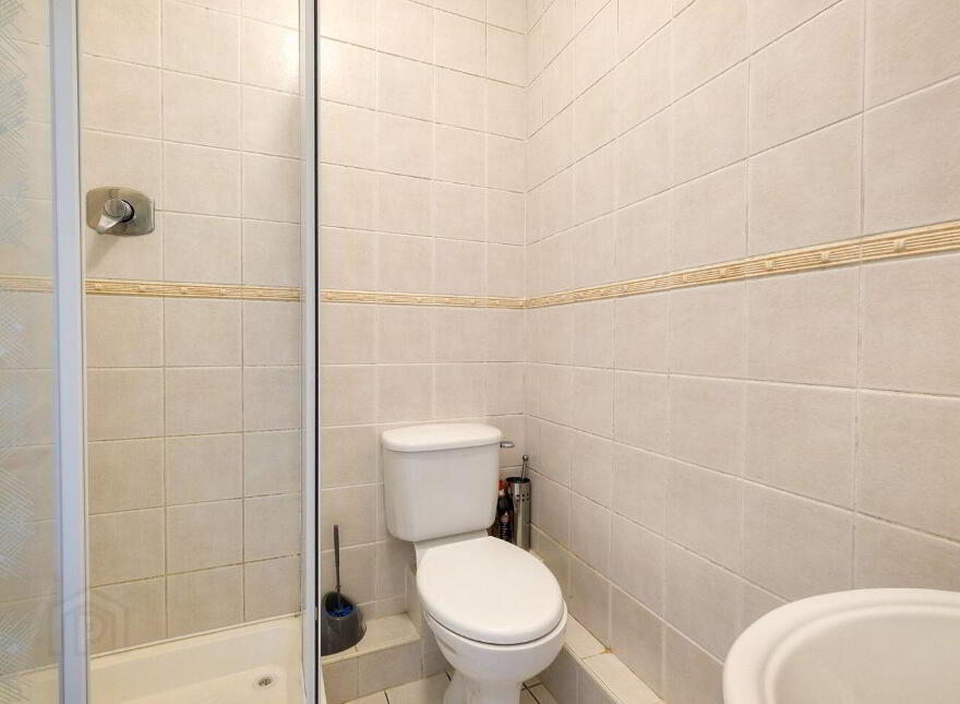 12 Saint Albans, Battery Road, N39E934
