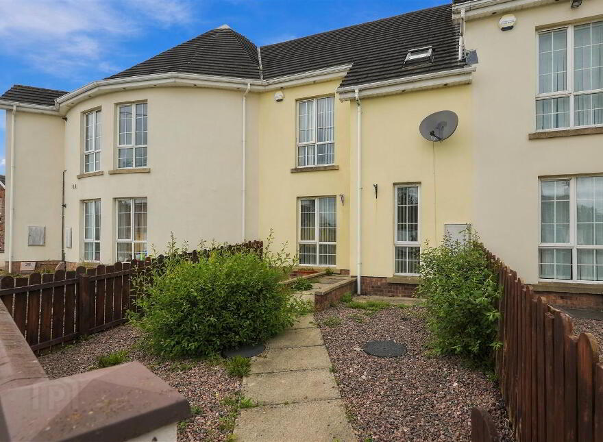 12 Springfarm Court, Antrim, BT41 4LF