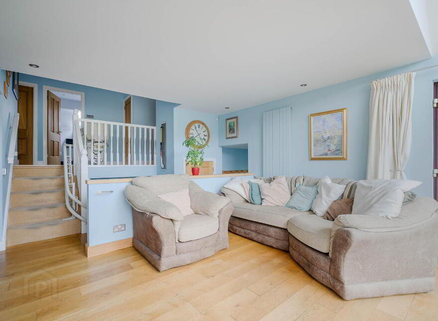 13 Elsmere Heights, Belfast, BT5 7TN