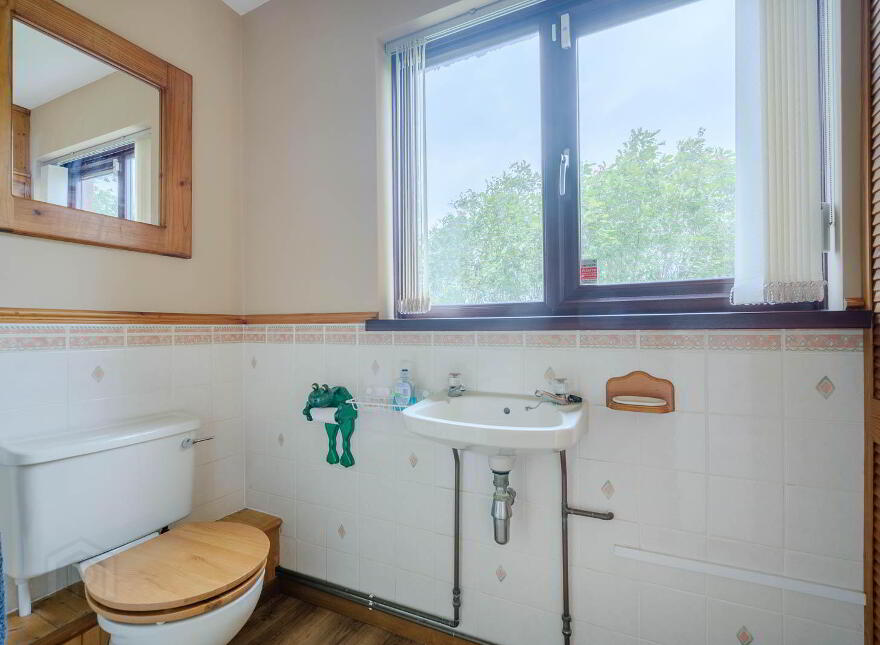 13 Elsmere Heights, Belfast, BT5 7TN