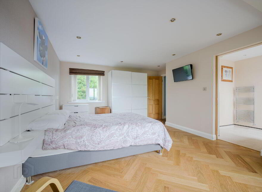 13 Elsmere Heights, Belfast, BT5 7TN