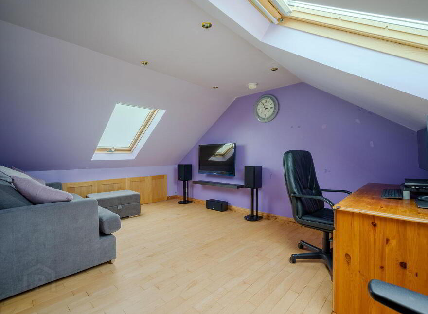13 Elsmere Heights, Belfast, BT5 7TN