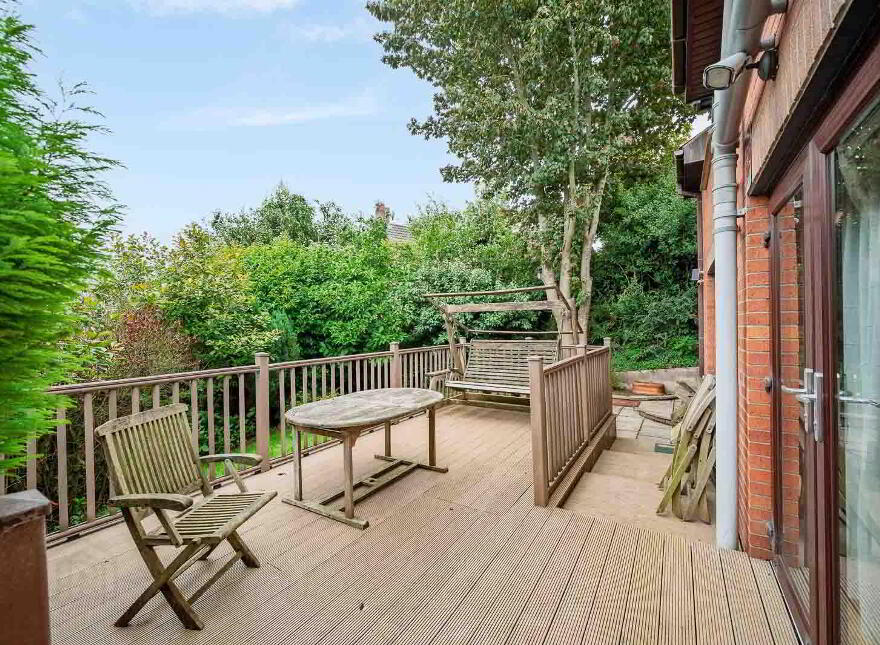 13 Elsmere Heights, Belfast, BT5 7TN