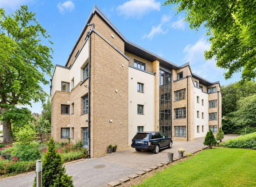 Apartment 9 Creevagh House Dundrum Road, Windy Arbour, Windy Arbour, D14VX43