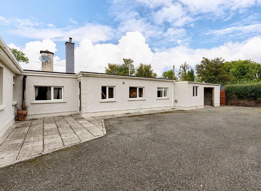 Ballina, Broadford, W91CV6W