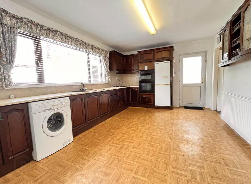 Lissadelle, 87 Upper Newcastle, Galway City, H91R89X