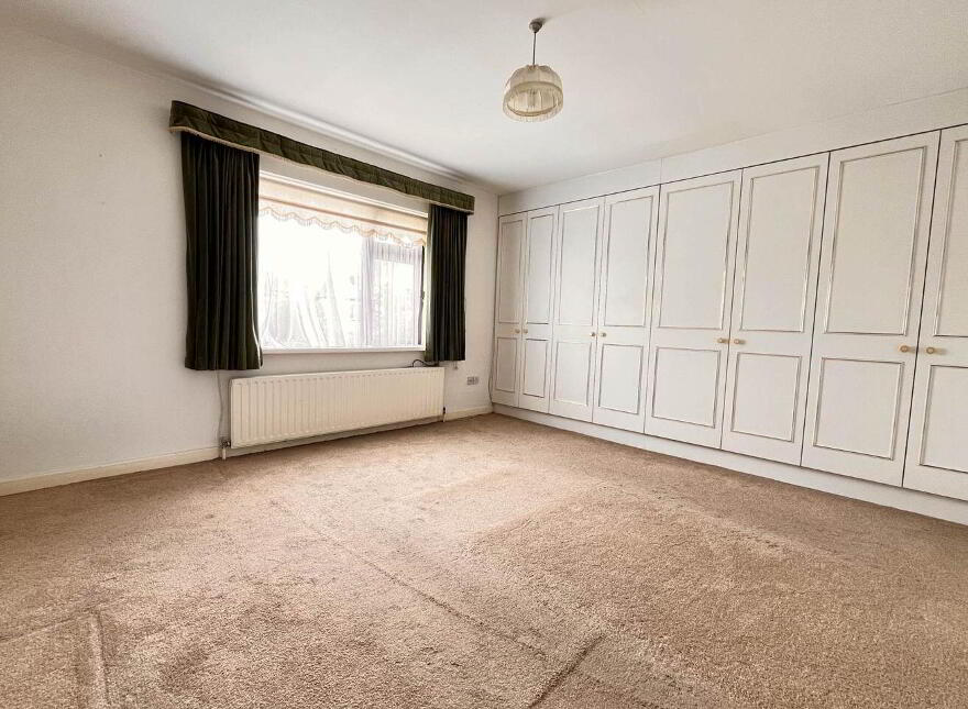 Lissadelle, 87 Upper Newcastle, Galway City, H91R89X