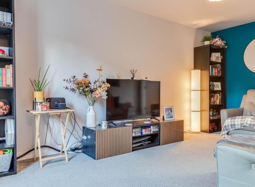 29 Ballyveigh Avenue, Antrim, BT41 2GX