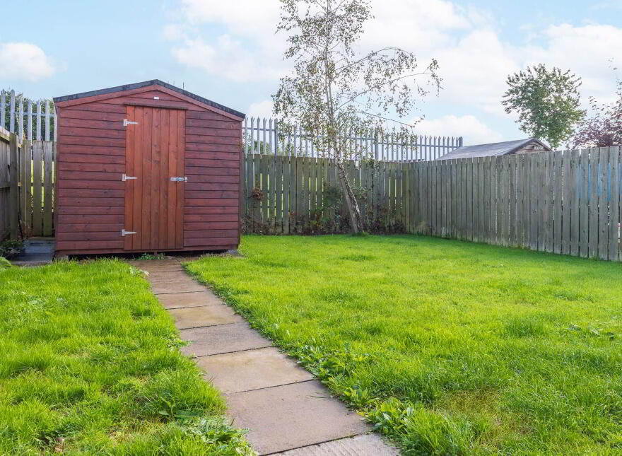 29 Ballyveigh Avenue, Antrim, BT41 2GX