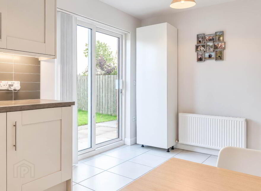 29 Ballyveigh Avenue, Antrim, BT41 2GX