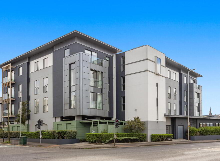 Apartment 1.1 Front 36 Shore Road, Belfast, Holywood, BT18 9GZ