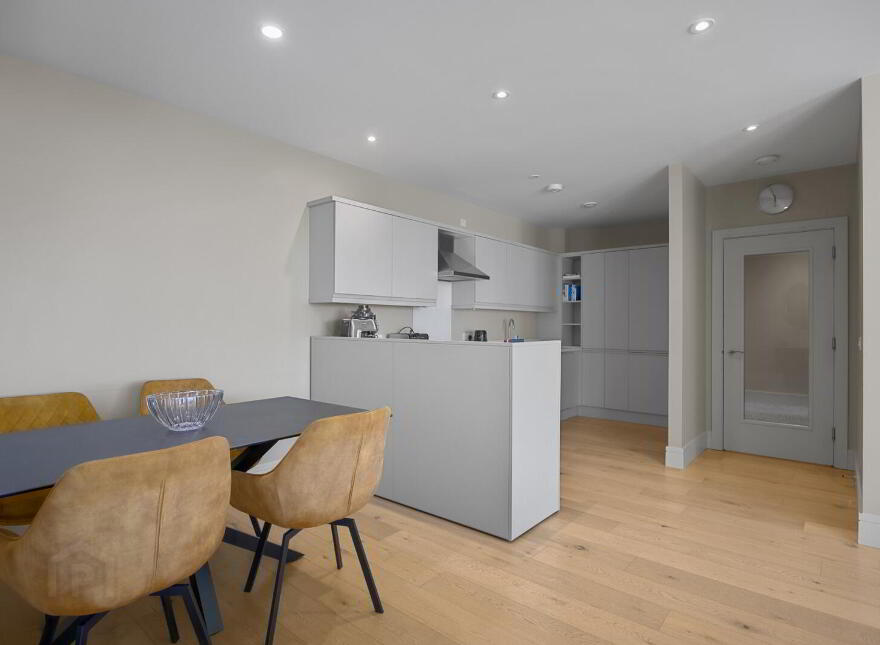 Apartment 1.1 Front 36 Shore Road, Belfast, Holywood, BT18 9GZ