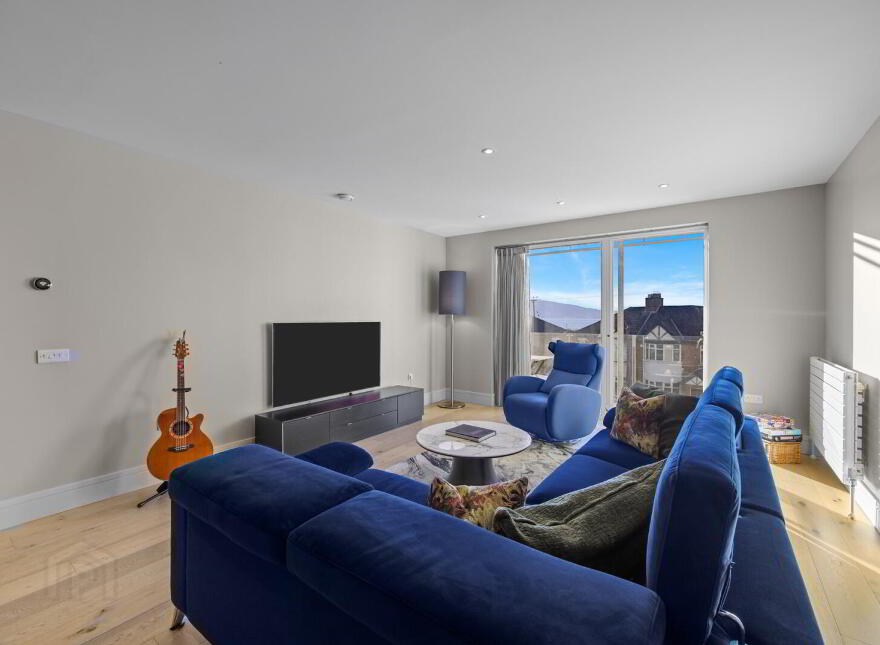 Apartment 1.1 Front 36 Shore Road, Belfast, Holywood, BT18 9GZ