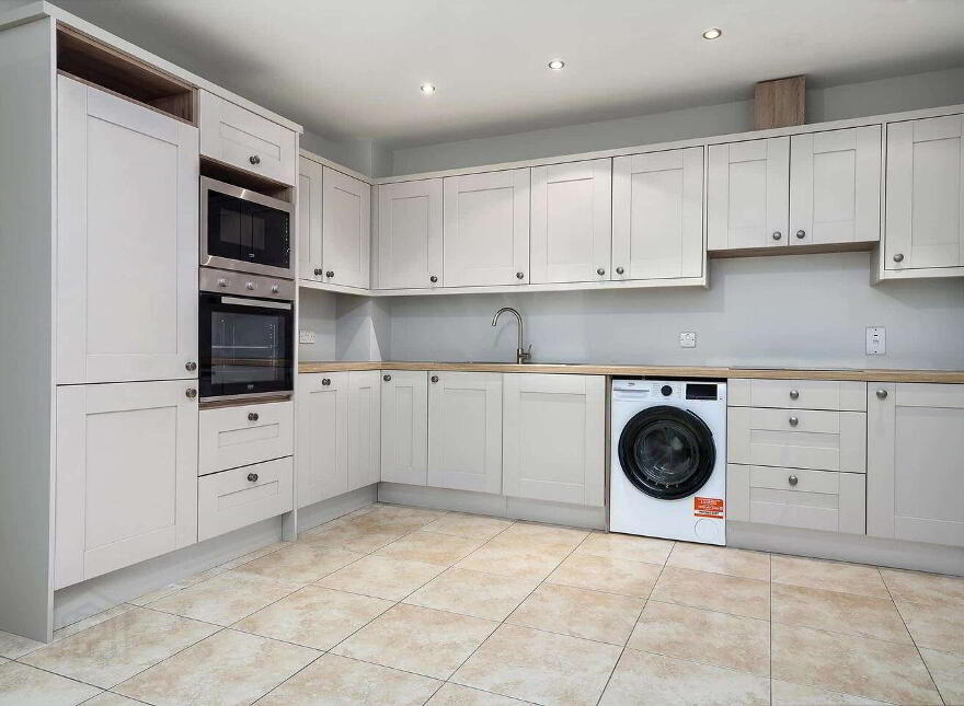 1 Virginia Hall, Tallaght, Tallaght, D24