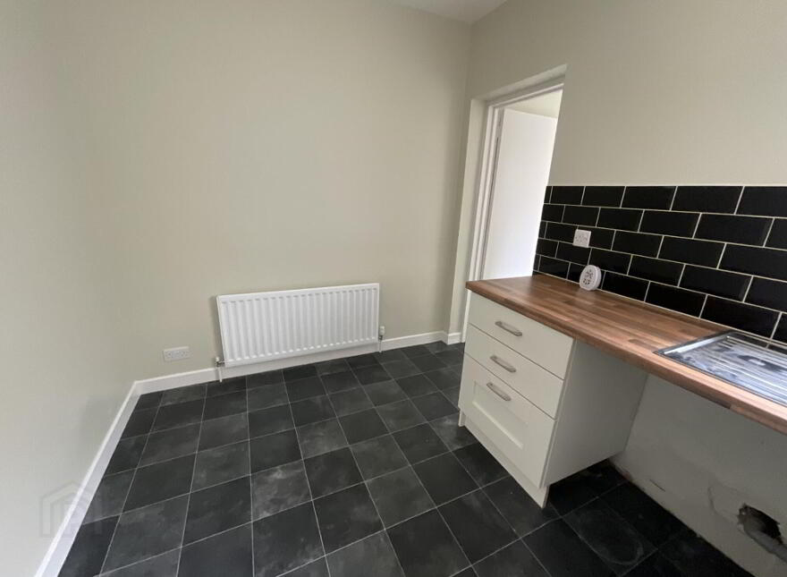 9 Ainsworth Drive, Belfast, BT13 3EJ