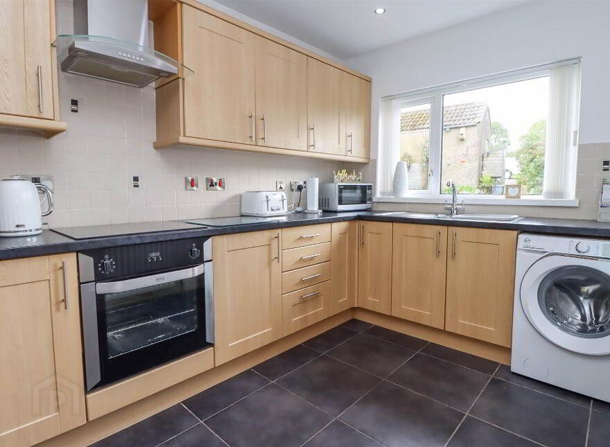 86 Gransha Road, Dundonald, Belfast, BT16 1XQ