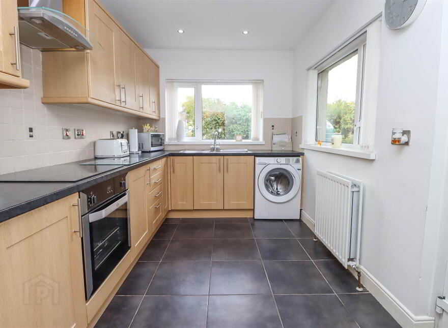 86 Gransha Road, Dundonald, Belfast, BT16 1XQ