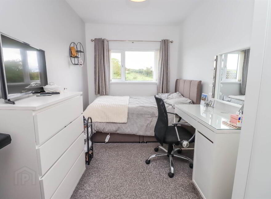 86 Gransha Road, Dundonald, Belfast, BT16 1XQ