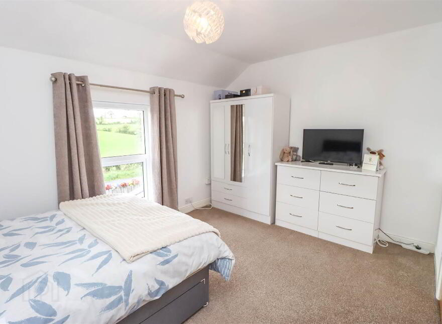 86 Gransha Road, Dundonald, Belfast, BT16 1XQ